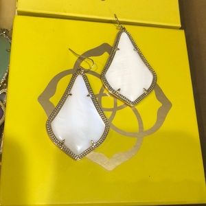 Kendra Scott gold Alexandra earrings in ivory Pearl